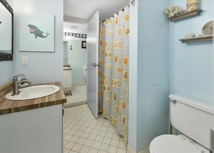 Fantastic Ocean View And Outdoor Pool, 1 Bedroom! Ocean Stadt